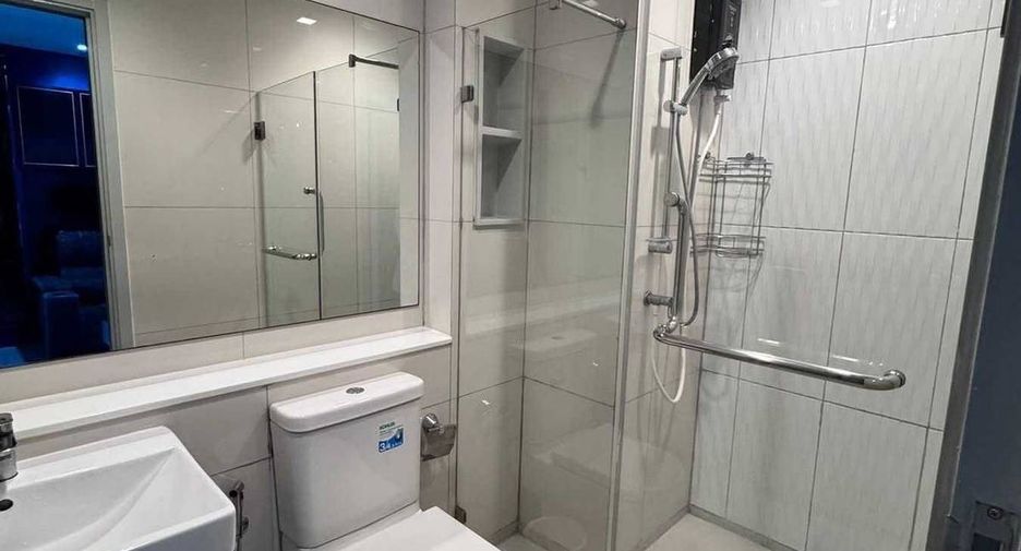 Condo en alquiler de 1 habitaciones en Huai Khwang, Bangkok