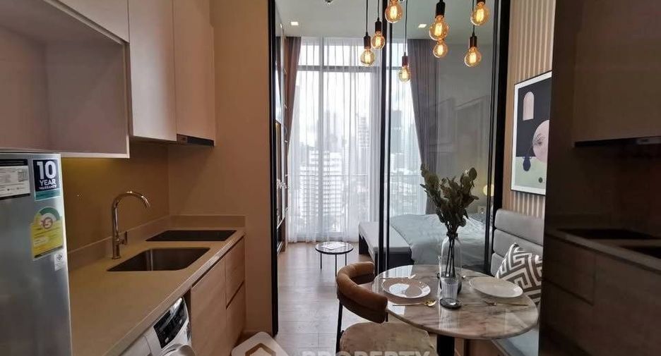 For rent 1 bed condo in Khlong Toei, Bangkok