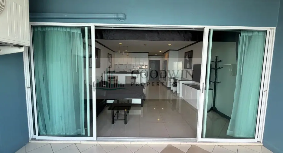 À louer et à vendre studio condo à South Pattaya, Pattaya