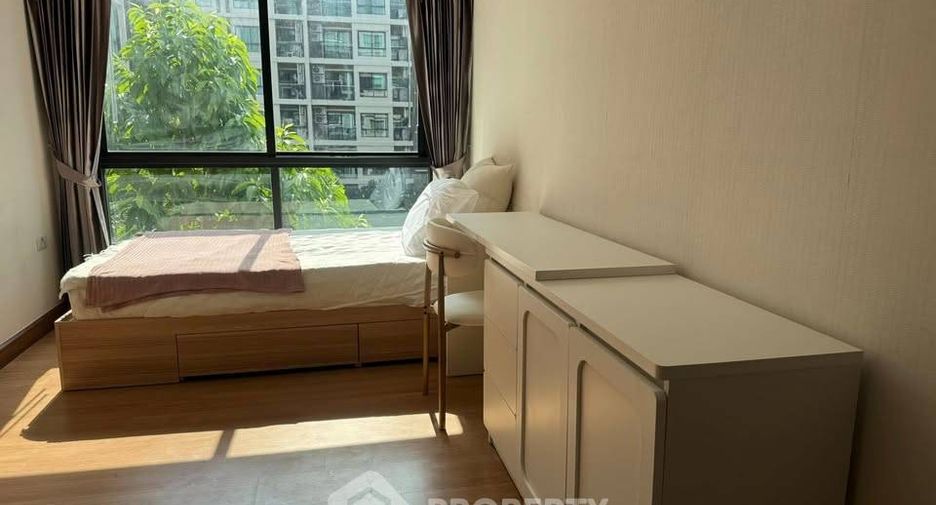 For rent 2 bedrooms condo in Bang Na, Bangkok