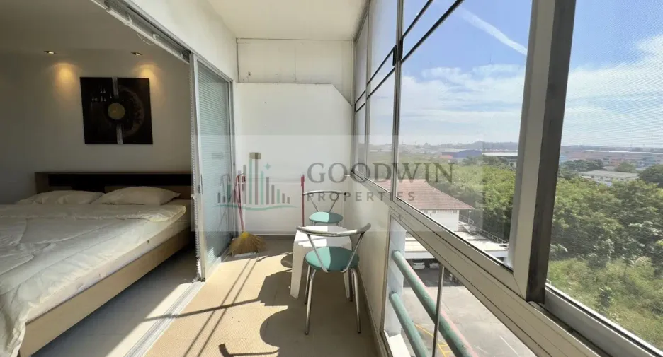 For rent そして for sale スタジオ condo in East Pattaya, Pattaya