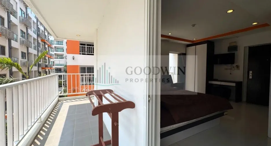 Condo en alquiler y en venta de estudio en Pratumnak, Pattaya