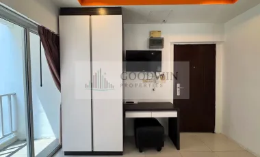 À louer et à vendre studio condo à Pratumnak, Pattaya