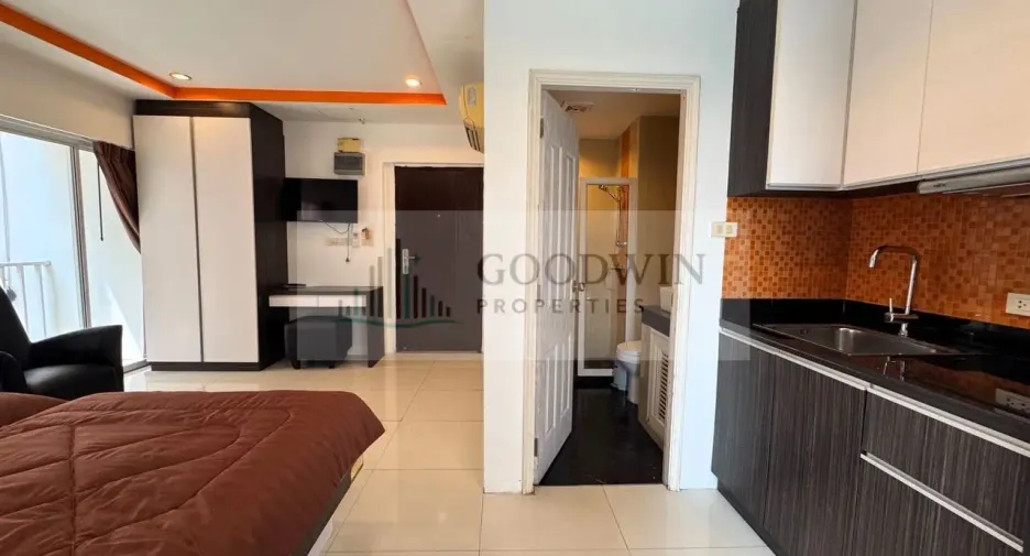 Condo en alquiler y en venta de estudio en Pratumnak, Pattaya
