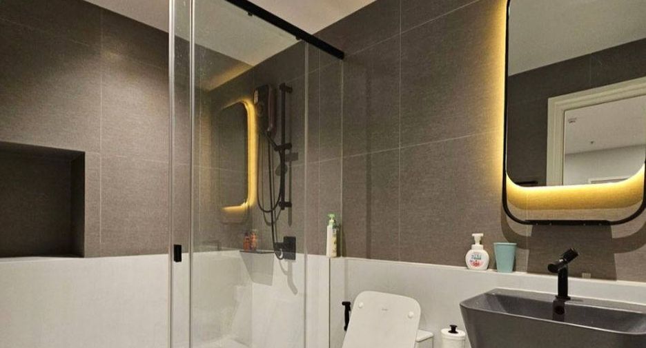 For rent 2 bedrooms condo in Bang Kho Laem, Bangkok