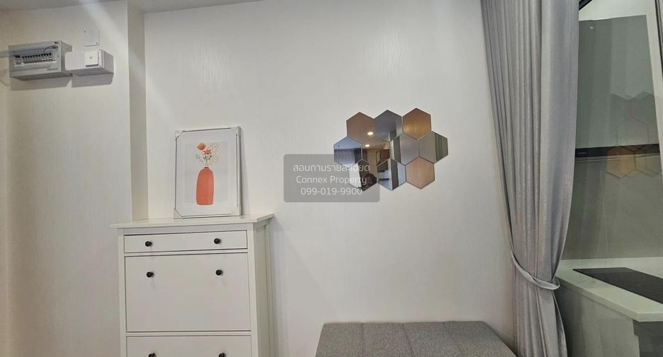 For rent 2 bedrooms condo in Bang Rak, Bangkok