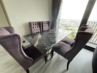 For rent 2 bedrooms condo in Phra Khanong, Bangkok