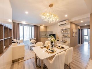 Condo en alquiler de 2 habitaciones en Bang Na, Bangkok