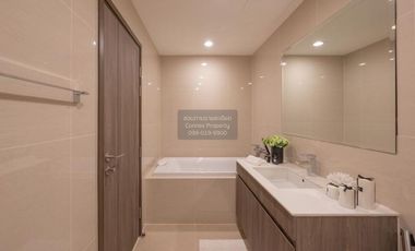 Condo en alquiler de 2 habitaciones en Bang Na, Bangkok