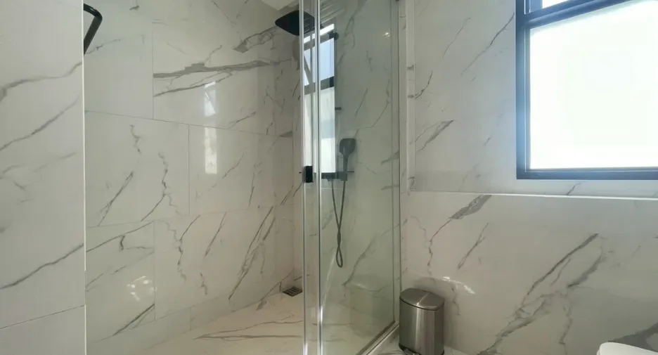 For rent 2 bedrooms condo in Ratchathewi, Bangkok