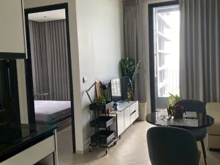 À louer 2 chambres condo à Khlong San, Bangkok