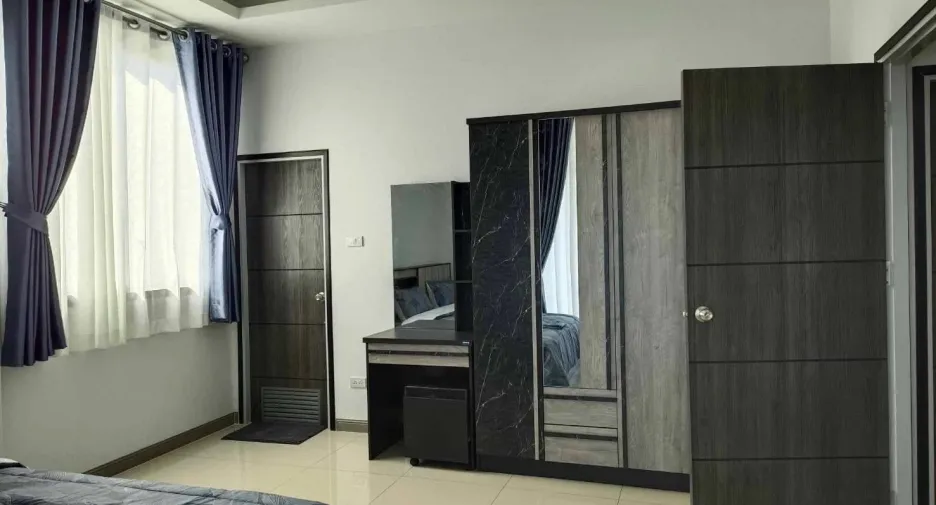 Haus zur Miete mit 4 Zimmer in Huay Yai, Pattaya