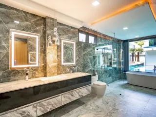 For sale 6 ベッドルーム villa in Bang Lamung, Chonburi