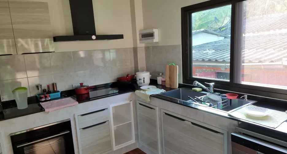 For sale 6 ベッドルーム house in Mueang Samut Songkhram, Samut Songkhram