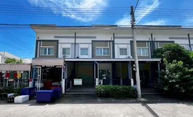 Casa adosada en venta de 3 habitaciones en Khlong Luang, Pathum Thani