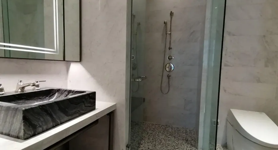 Wohnung zum Kauf mit 2 Zimmer in Khlong San, Bangkok