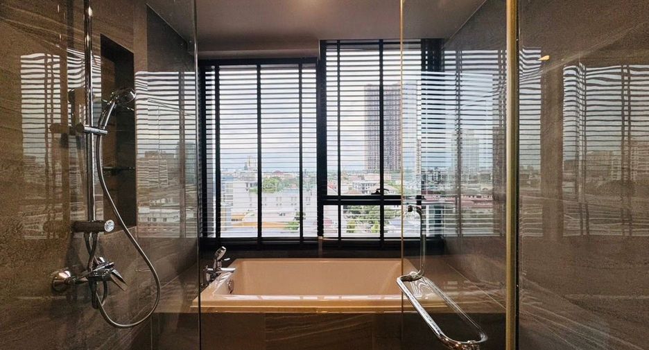 For rent 1 bed condo in Khlong Toei, Bangkok