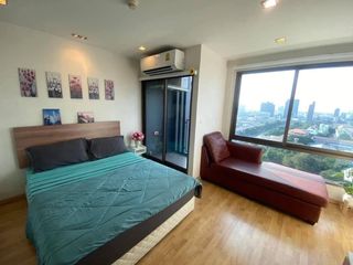 For rent studio condo in Khlong Toei, Bangkok