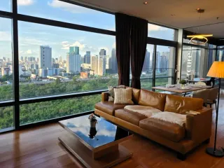 À louer 2 chambres condo à Watthana, Bangkok