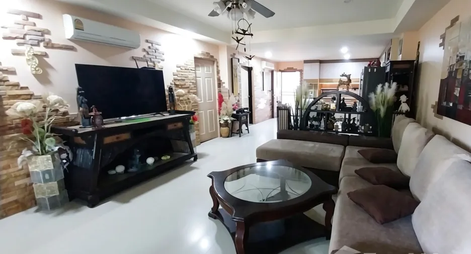 Condo en venta de 2 habitaciones en Mueang Phuket, Phuket