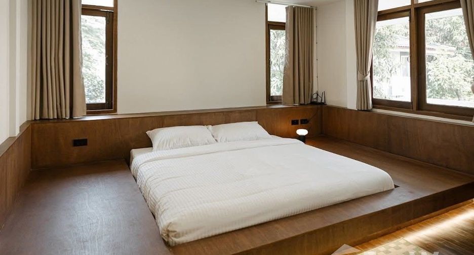 For sale 4 bedrooms house in Mueang Chiang Mai, Chiang Mai