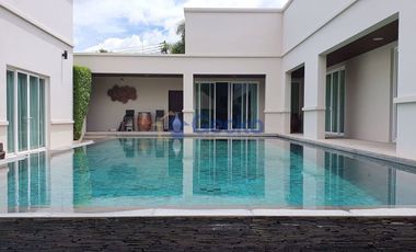 For sale 4 bedrooms house in East Pattaya, Pattaya