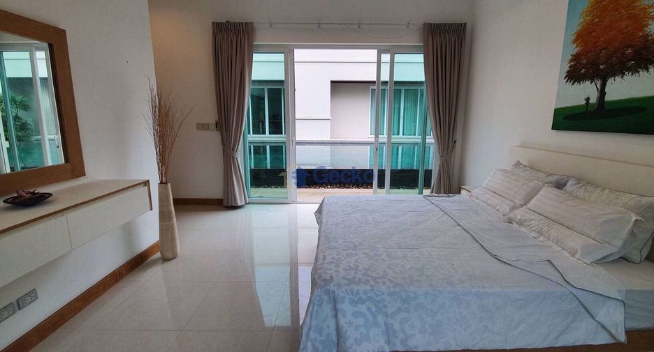 For sale 4 bedrooms house in East Pattaya, Pattaya