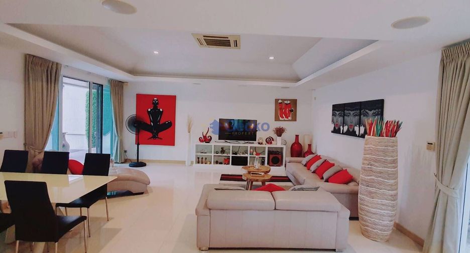 For sale 4 bedrooms house in East Pattaya, Pattaya