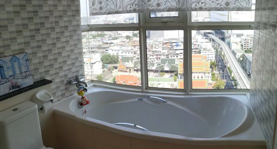 ขาย 2 ห้องนอน คอนโด ใน คลองสาน, กรุงเทพฯ