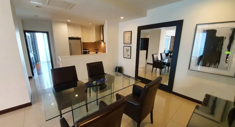 For rent and for sale 2 bedrooms condo in Watthana, Bangkok