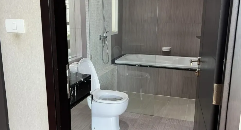 ให้เช่า 2 ห้องนอน คอนโด ใน วัฒนา, กรุงเทพฯ