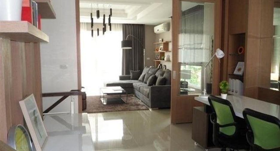 Haus zum Kauf mit 3 Zimmer in Bueng Kum, Bangkok