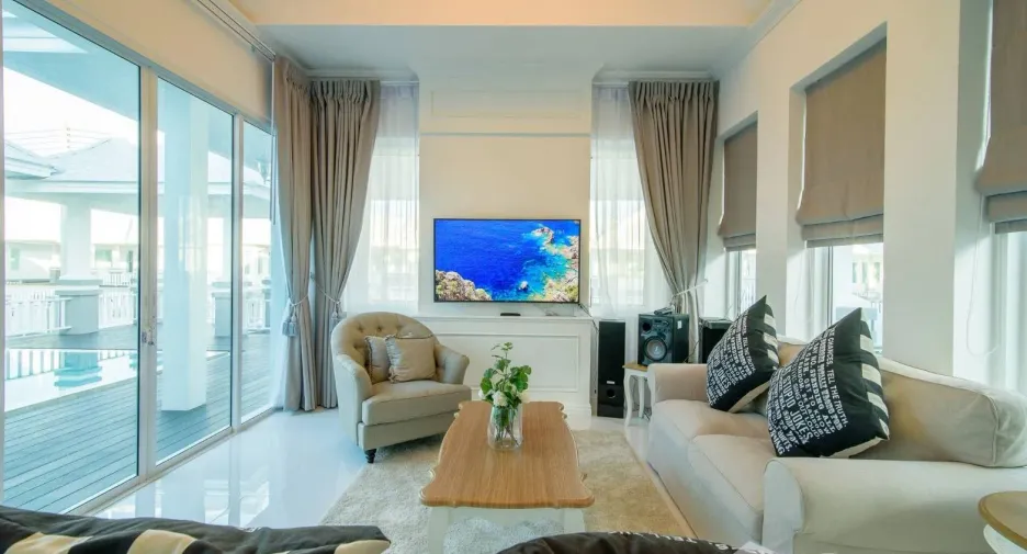 For rent 3 bedrooms villa in Hua Hin, Prachuap Khiri Khan