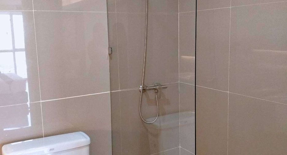 Wohnung zur Miete mit 2 Zimmer in Khlong Toei, Bangkok