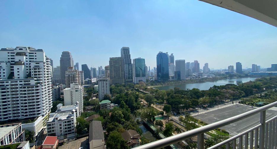 出租 2 卧室 公寓 在 Khlong Toei, 曼谷