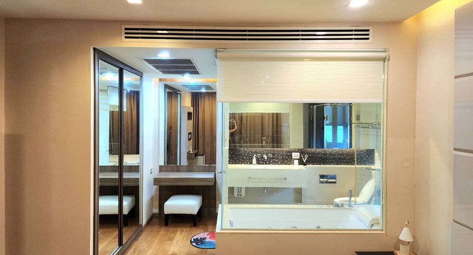 À louer 2 chambres condo à Sathon, Bangkok