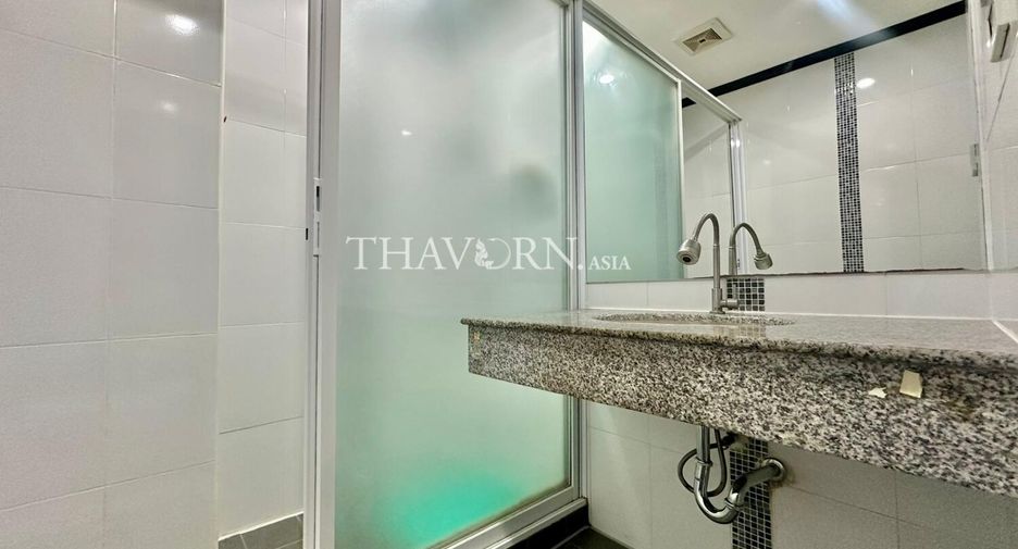 For sale 1 bed condo in Pratumnak, Pattaya