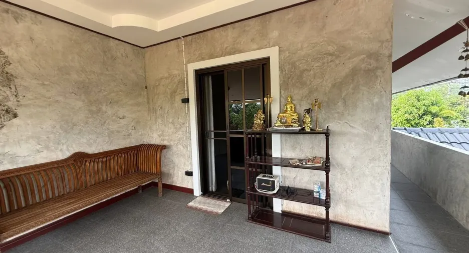 Casa en venta de 3 habitaciones en Saraphi, Chiang Mai