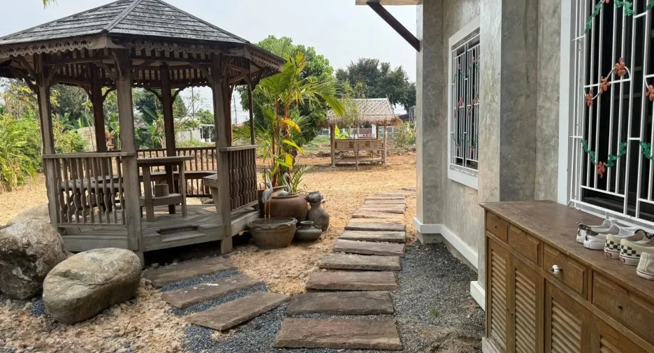 Casa en venta de 3 habitaciones en Saraphi, Chiang Mai