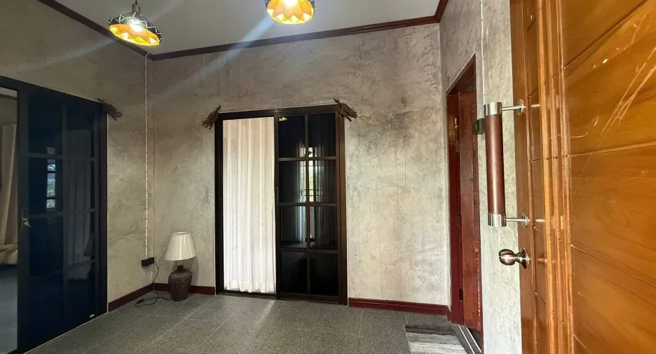 Casa en venta de 3 habitaciones en Saraphi, Chiang Mai