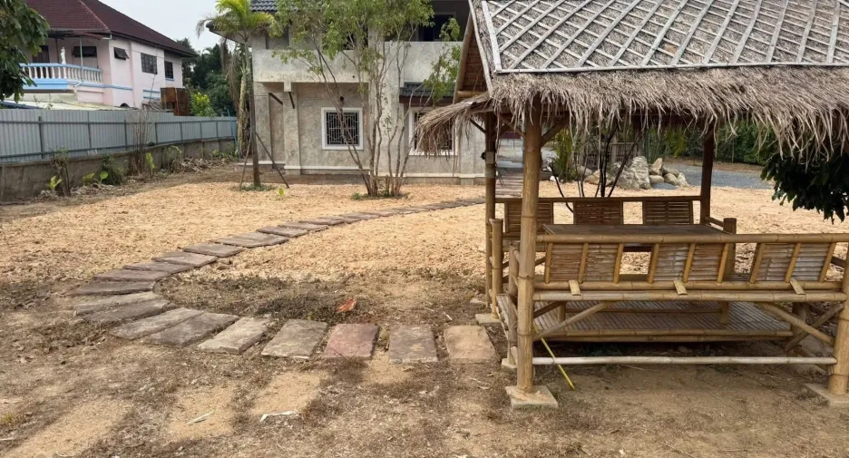 Casa en venta de 3 habitaciones en Saraphi, Chiang Mai