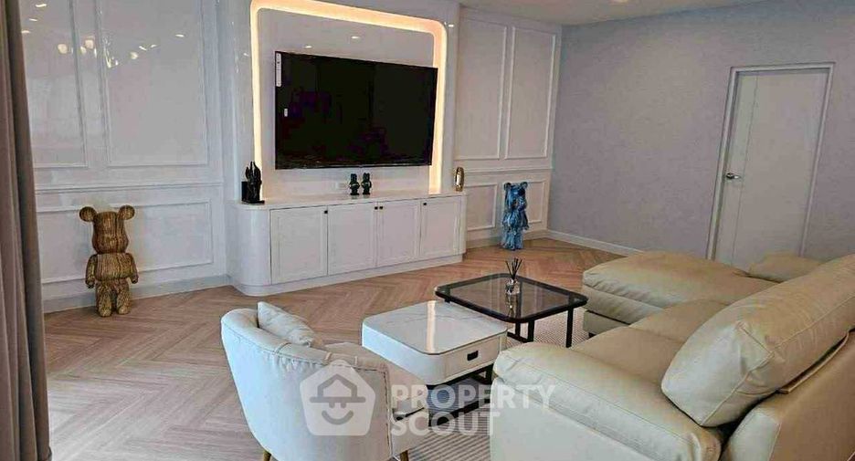 Casa en venta de 4 habitaciones en Bang Phli, Samut Prakan