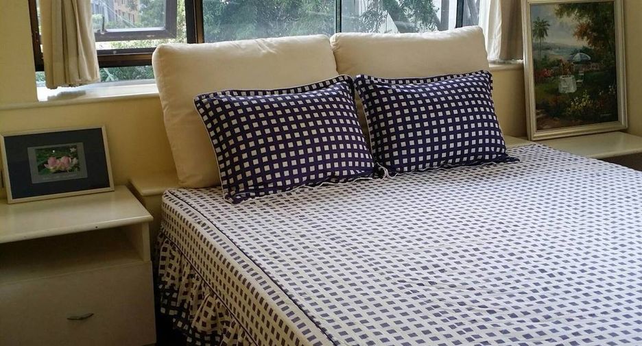 For sale 2 ベッドルーム condo in Watthana, Bangkok