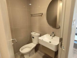 Condo en venta de 2 habitaciones en Huai Khwang, Bangkok