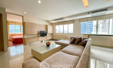 For sale 3 bedrooms condo in Watthana, Bangkok