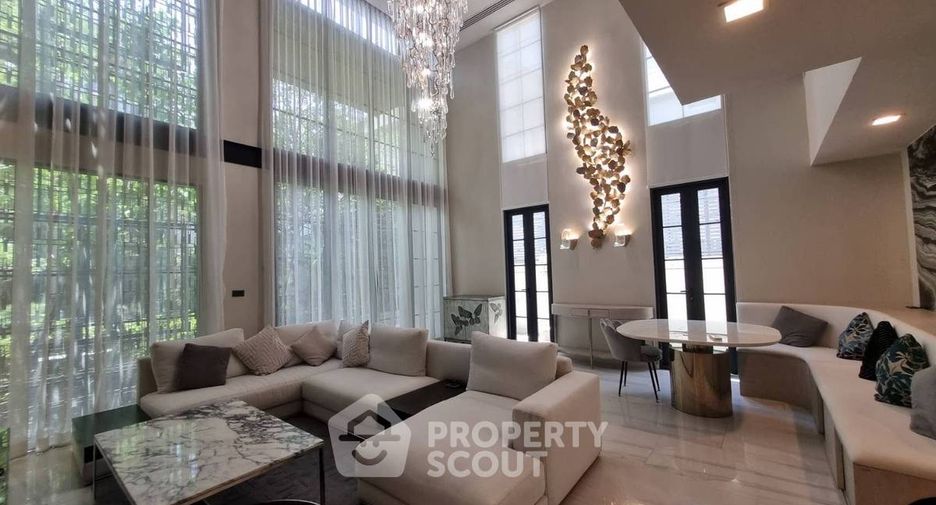 For rent and for sale 4 bedrooms townhouse in Watthana, Bangkok
