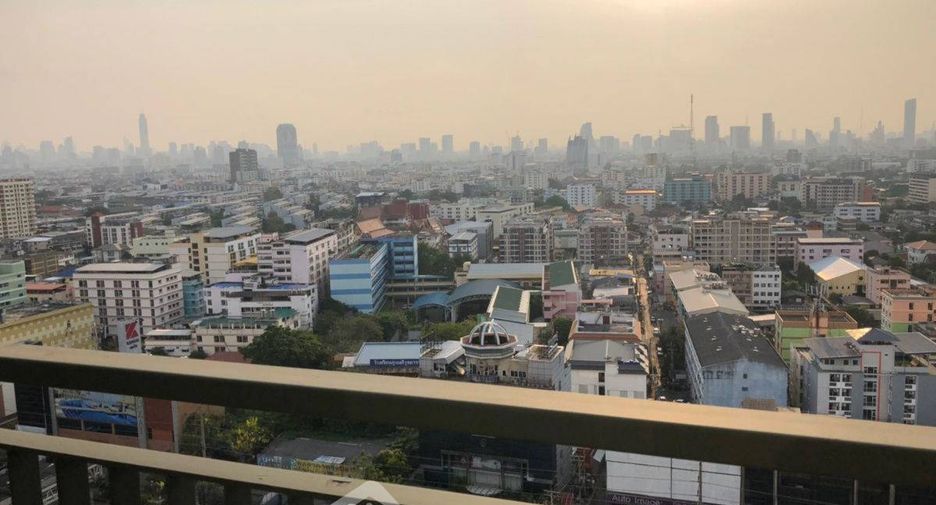 Condo en alquiler de 2 habitaciones en Huai Khwang, Bangkok