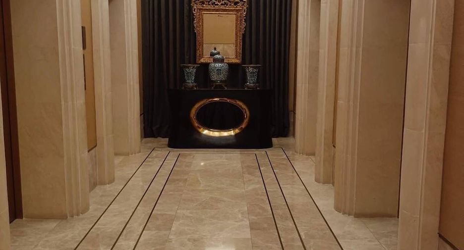 For rent 2 ベッドルーム condo in Khlong Toei, Bangkok
