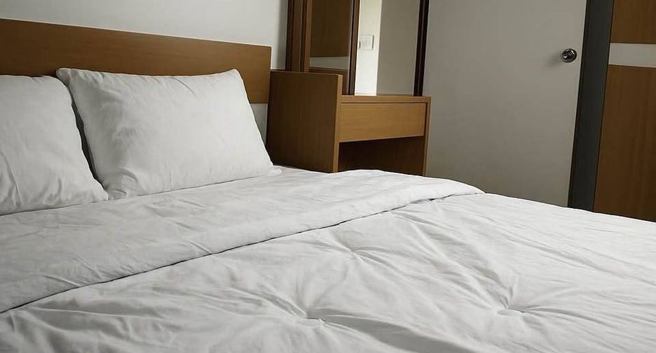 For rent 2 bedrooms condo in Watthana, Bangkok