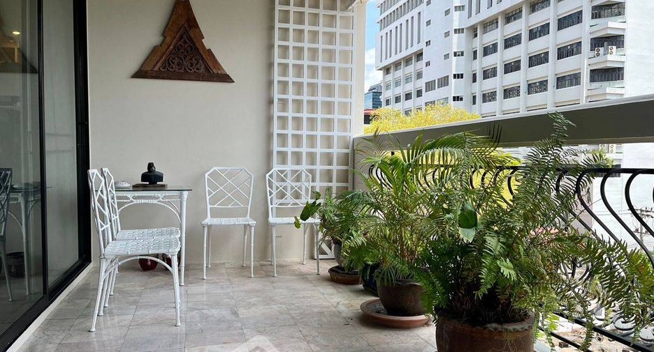 Wohnung zur Miete mit 3 Zimmer in Watthana, Bangkok
